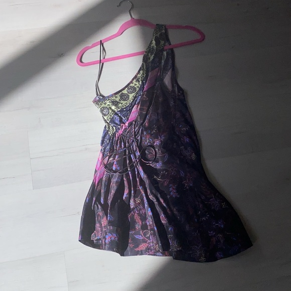 Free people - Picture 2 of 4